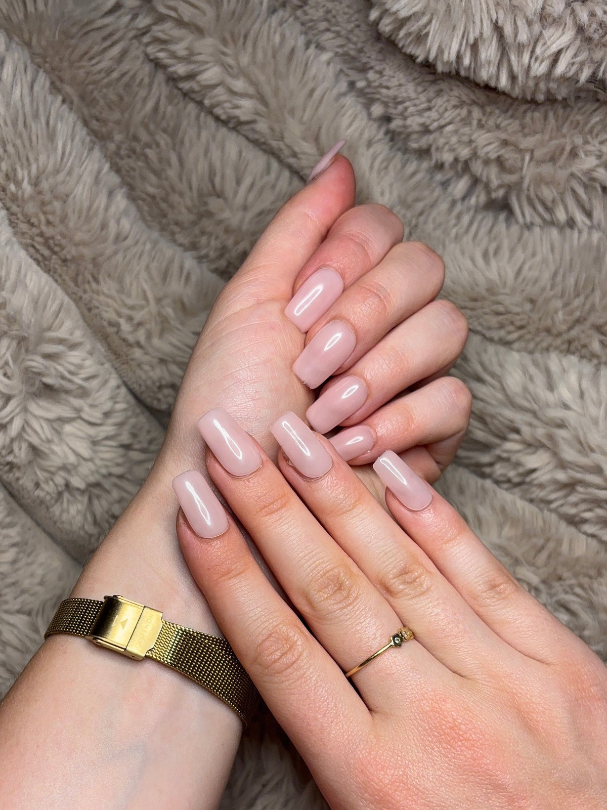 Nude essential